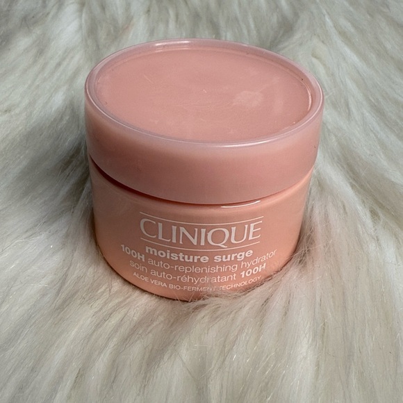 Clinique Mini Moisture Surge 100H Auto Replenishing Hydrator Moisturizer - Picture 2 of 4